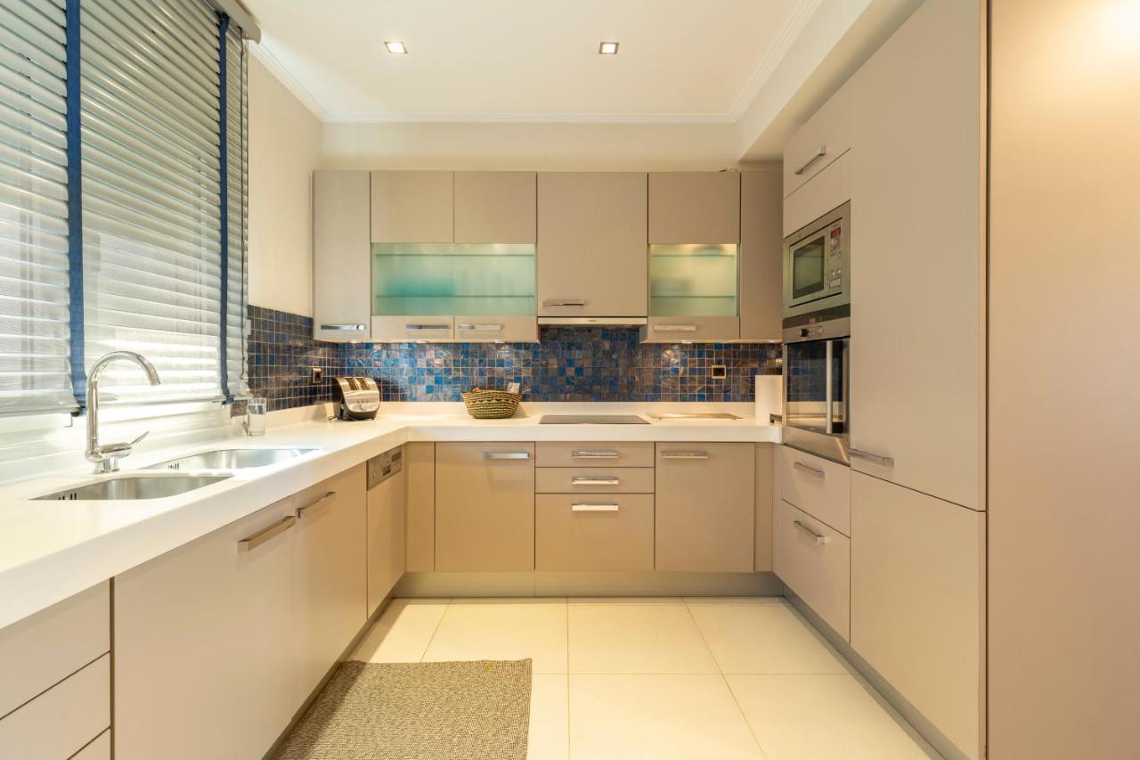 Something Different In Chalkida Apartment